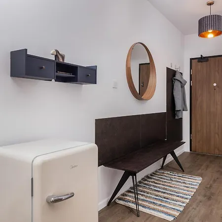 Апартаменты Slaska With Parking & Gym Business District By Renters