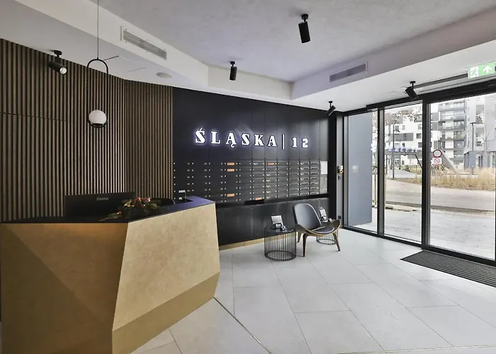 Slaska With Parking & Gym Business District By Renters Gdańsk