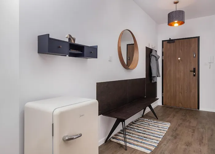 Lägenhet Slaska With Parking & Gym Business District By Renters